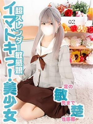 サラ(スレンダー美少女)